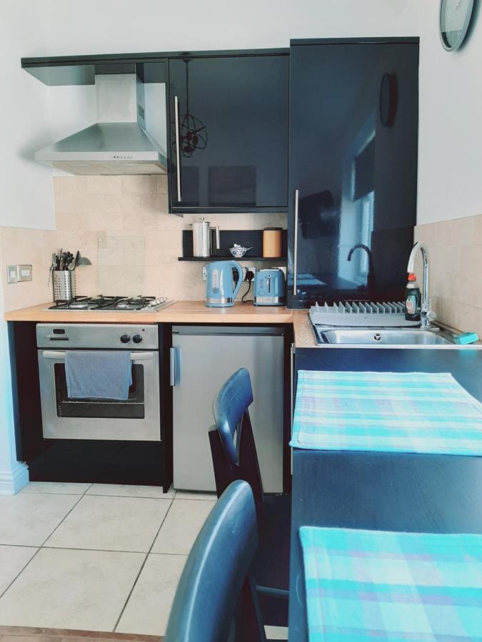 Cosy 1 Bedroom Apartment In The Heart Of חלנדודנו מראה חיצוני תמונה